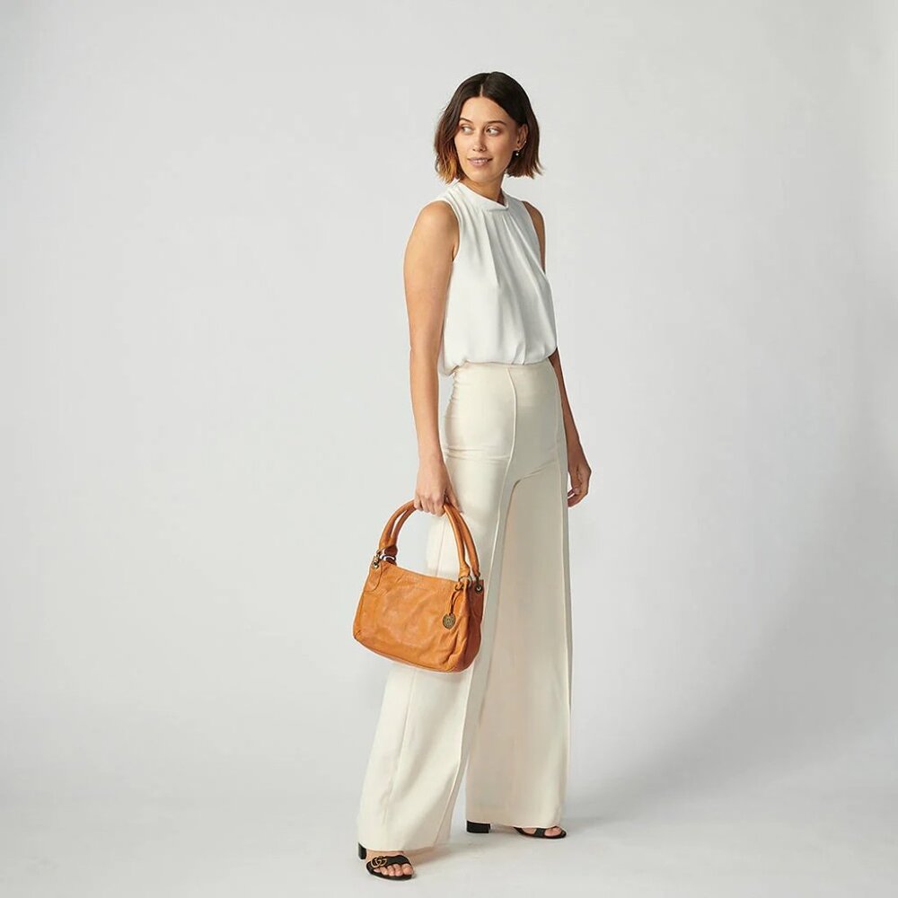 Wanderers Travel Co - Petite Toulouse in Tan Leather - Picture 2 of 15